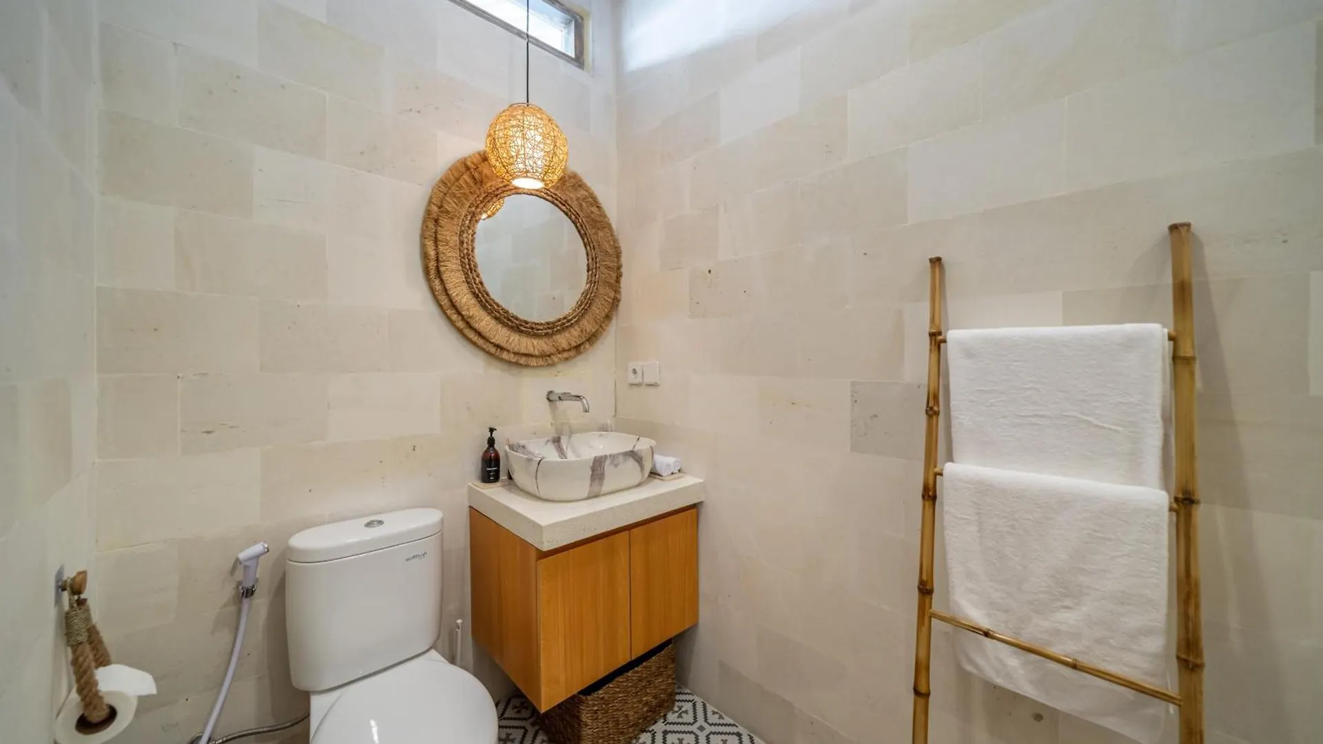Bali Bliss - Dip Into Paradise Brand New 2Bdr Villa With Private Pool Kerobokan  Indonesia